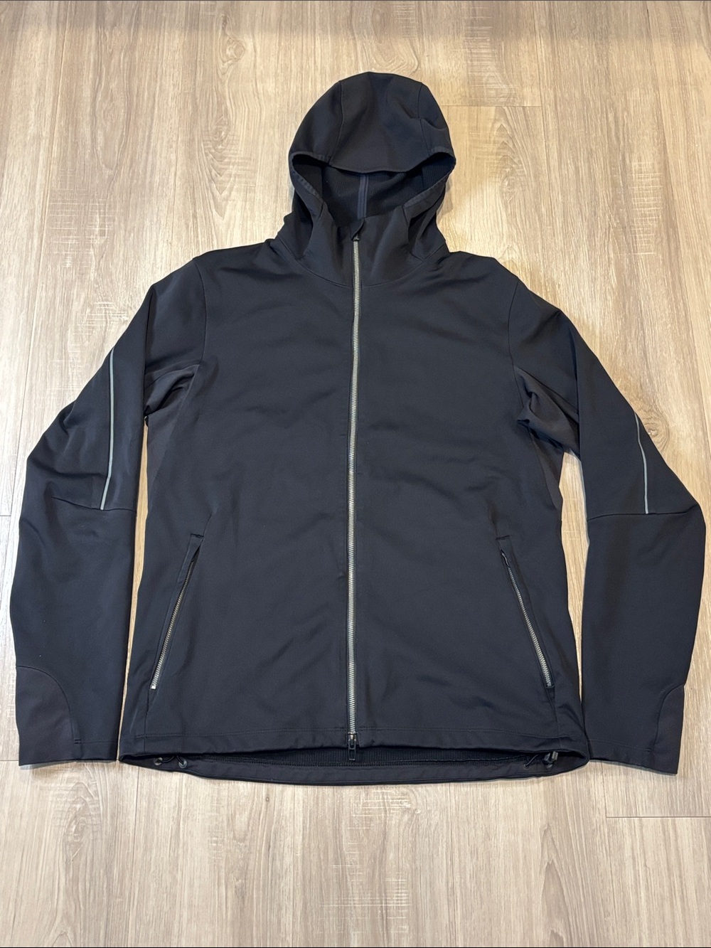 Lululemon Fleece Back Soft Shell Jacket - Picture 3 of 16